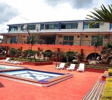 Hotel Villa Karen Puerto Gaitán エクステリア 写真